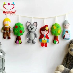 تصویر آویز تزئینی کودک هیاهو مدل Hoodwinked 