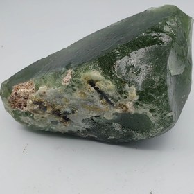 تصویر سنگ قیمتی و زینتی ابسیدین سبز.وزن 1170 گرم. کد S3 