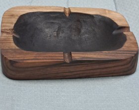 تصویر زیرسیگاری چوبی 