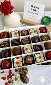 تصویر باکس ۴ یلدا Yalda chocolate box 4