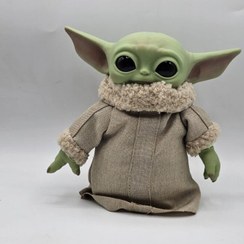 تصویر فیگور بیبی یودا سایز ۱۷ سانتی 