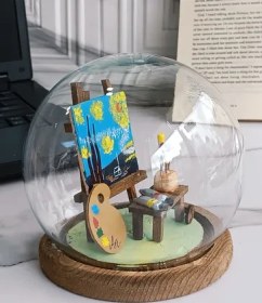 تصویر گوی دکوری مدل بوم نقاشی 