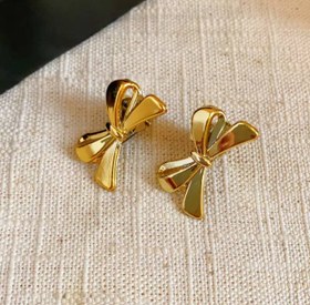 تصویر گیره مو پاپیونی 