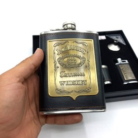 تصویر ست قمقمه جیبی استیل و فندک گازی مدل جک دنیلز کد L540331 