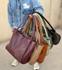 تصویر کیف دوشی زنانه چرم مدل موکا-شی 