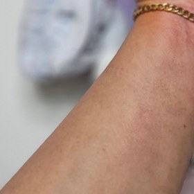 تصویر هدبند پاپیونی - سفید 