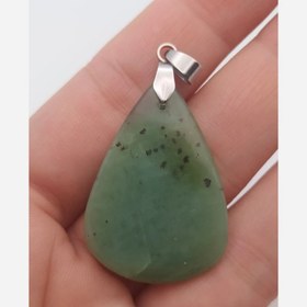 تصویر گردن آویز سنگ یشم اصل 