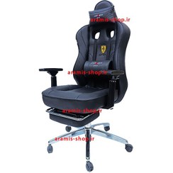 تصویر صندلی گیمینگ فراری زیرپایی دار DXRACER 