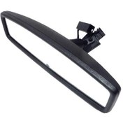 تصویر آینه وسط داخل کابین ام وی ام 550 