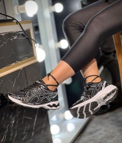 تصویر کتونی آسیکس asics