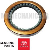 تصویر کاسه نمد فلزی چرخ عقب تویوتا هایلوکس برند اصلی جنیون پارت 