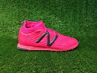 تصویر کتونی کفش استوک ریز چمنی اورجینال نیو بالانس سایز42 Football shoes