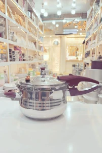 تصویر فروشگاه براجان