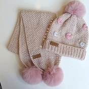 تصویر شال و کلاه دستبافت گلدوزی شده دخترانه 