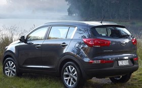 تصویر شیشه جلو کیا اسپورتیج 2010 