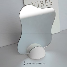 تصویر آینه رومیزی کوچک 