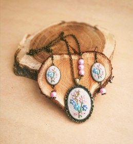 تصویر ست گلدوزی گل ریز 