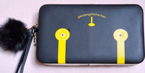 تصویر کیف پول تبلتی (مانیکوری)طرح استیکر 