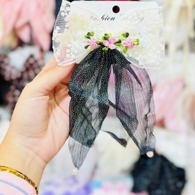 تصویر پاپیون گل کاری و توری مرواریدی - سفید 