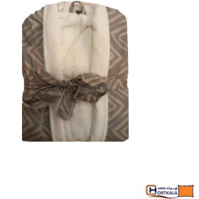 تصویر حوله ربدوشامبر خوشخواب مدل هانا 