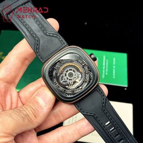 تصویر ساعت اسپرت سون فرایدی seven Friday sf7 