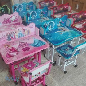 تصویر میز و صندلی تحریر کودک کیدکو طرح سگهای نگهبان Kidko children's desk and writing chair with the design of guard dogs