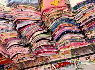 تصویر پک عمده تیشرت زنانه اچ اند ام طرحدار 