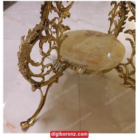 تصویر ميز برنجی برنزی فرانسوی چهار پايه دو طبقه French bronze table with four legs and two floors