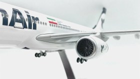 تصویر ماکت هواپیما ایرباس ۳۳۰ ایران ایر | Airplane Model 1:150 Airbus A330 IranAir 