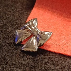 تصویر دکمه پینترسی پاپیون ( دم دار ) - طلایی / 3 سانت 