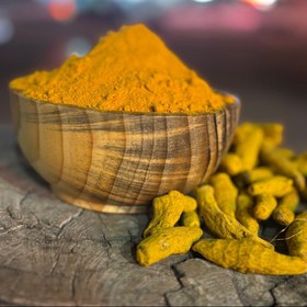 تصویر پودر زردچوبه هندی Indian turmeric powder