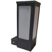 تصویر چراغ حیاطی دیواری فلزی گالوانیزه 