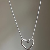 تصویر گردنبند قلبی با زنجیر ماری رنگ ثابت 