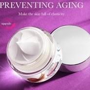 تصویر کرم جوانساز سادور حاوی عصاره حلزون و کلاژن حجم ۵۰ میلی‌لیتر 