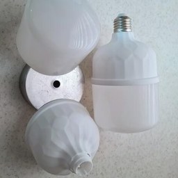 تصویر لامپ LED ۳۰ وات 