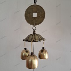 تصویر بادزنگ فلزی مدل سکه ایچینگ و زنگوله 