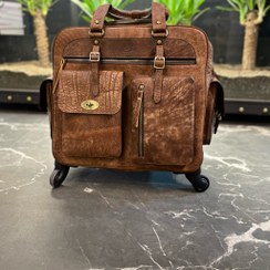 تصویر چمدان چرخدار خلبانی مدل آرباس دو جیب تمام چرم LE 