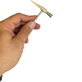 تصویر چکش کوچک 30 گرمی نوک تیز چینی 