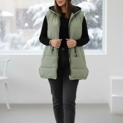 تصویر پافر زنانه کلاه‌دار طوسی 