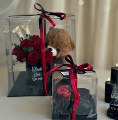 تصویر باکس گل و کیک تولد با گل مردانه 