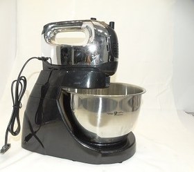 تصویر همزن کاسه دار 250 وات فوما Fuma FU-744 ا Fuma FU-744 Stand Mixer 250w 5 speeds Fuma FU-744 Stand Mixer 250w 5 speeds