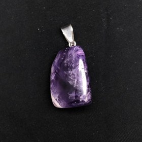 تصویر مدال سنگ امیتیست تاملبر شده بنفش رنگ به وزن 11 گرم Amethyst