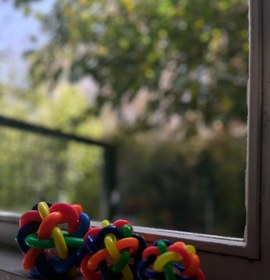 تصویر توپ بازی سگ و گربه مدل ماکارانی صدادار سایز کوچک 