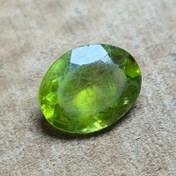 تصویر نگین زبرجد معدنی 