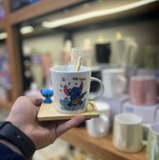 تصویر ماگ زیر چوب استیج 