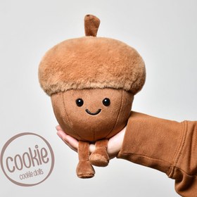 تصویر عروسک بلوط 