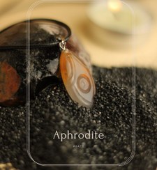 تصویر گردنبند عقیق کارنلین بند چرمی Agate necklace