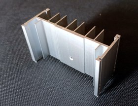 تصویر هیت سینک- سایز 4cmx7cm-مدل H17 