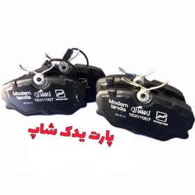 تصویر لنت ترمز چرخ جلو پژو 405 ایساکو جعبه سفید Peugeot 405 Isaco front wheel brake pads white box