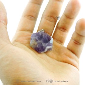 تصویر گردن آویز آمیتیست Amethyst سنگ طبیعی اصل (طرح شش ضلعی) 